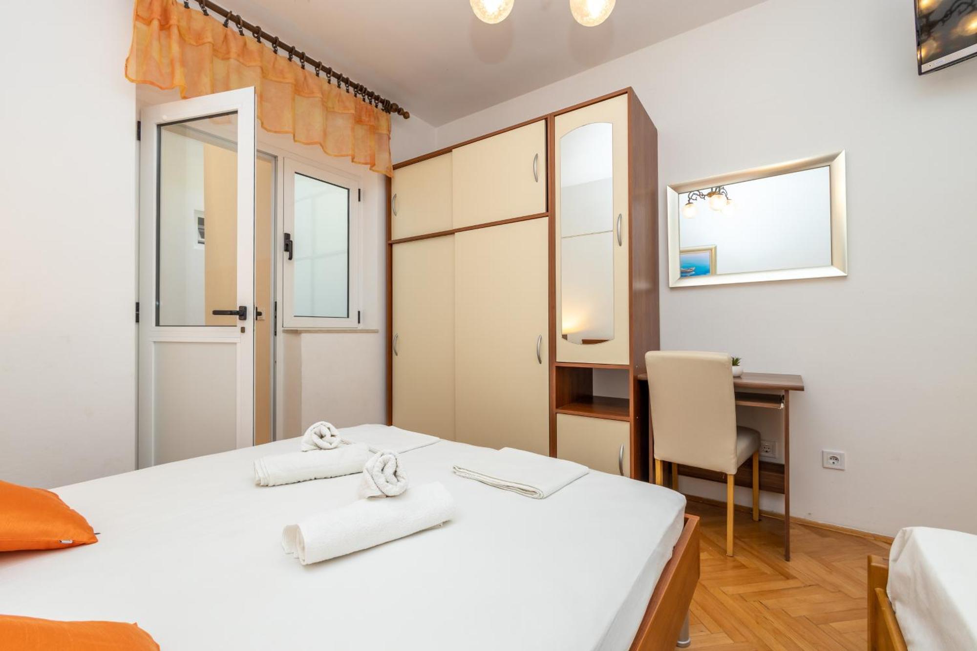 Apartments By The Sea Duce, Omis - 946 Zimmer foto